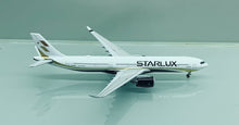 Load image into Gallery viewer, JC Wings 1/400 Starlux Airlines Airbus A330-900NEO B-58301
