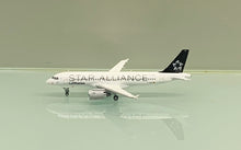 Load image into Gallery viewer, JC Wings 1/400 Lufthansa Airbus A320 Star Alliance D-AIPD
