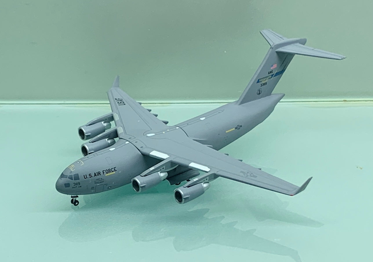 Gemini Jets 1/400 USAF United States Air Force Boeing C-17A Globemaster III 03-3119 Mississippi ANG