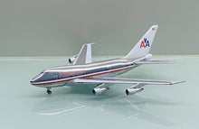 Load image into Gallery viewer, JC Wings 1/400 American Airlines Boeing 747SP Polished N601AA
