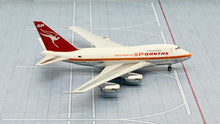 Load image into Gallery viewer, NG models 1/400 Qantas Airways Boeing 747SP VH-EAA City of Gold Coast 07009
