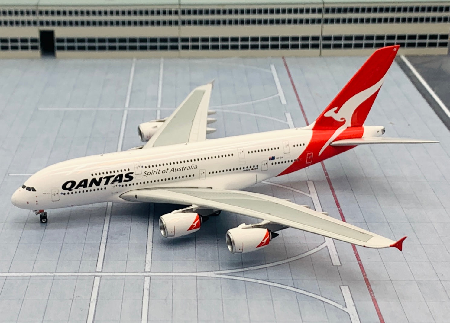 1/400 Phoenix カンタス航空　A380 Phoenix 1/400 Qantas Airways Airbus A380-800 VH-OQI – First