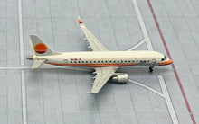 Load image into Gallery viewer, Gemini Jets 1/400 Alaska Airlines Embraer ERJ-175 N652MK “Horizon Air” retro
