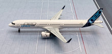 Load image into Gallery viewer, JC Wings 1/200 Airbus Industrie A321neo House Colour D-AVXA

