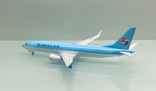 Load image into Gallery viewer, JC Wings 1/200 Korean Air Boeing 737-8MAX HL8348
