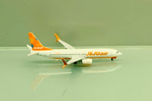 Load image into Gallery viewer, JC Wings 1/400 Jeju Air Boeing 737-800 HL8321
