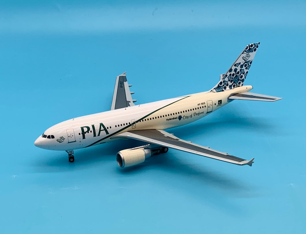 JC Wings 1/200 Pakistan International Airlines PIA Airbus A310-300 