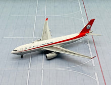 Load image into Gallery viewer, JC Wings 1/400 Sichuan Airlines Airbus A330-200F B-308P
