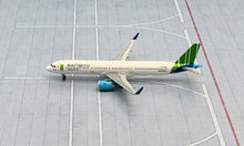 Load image into Gallery viewer, JC Wings 1/400 Bamboo Airways Airbus A321NEO VN-A589
