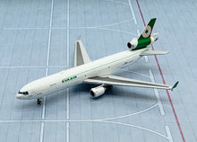 Load image into Gallery viewer, JC Wings 1/400 Eva Air McDonnell Douglas MD-11 B-16103
