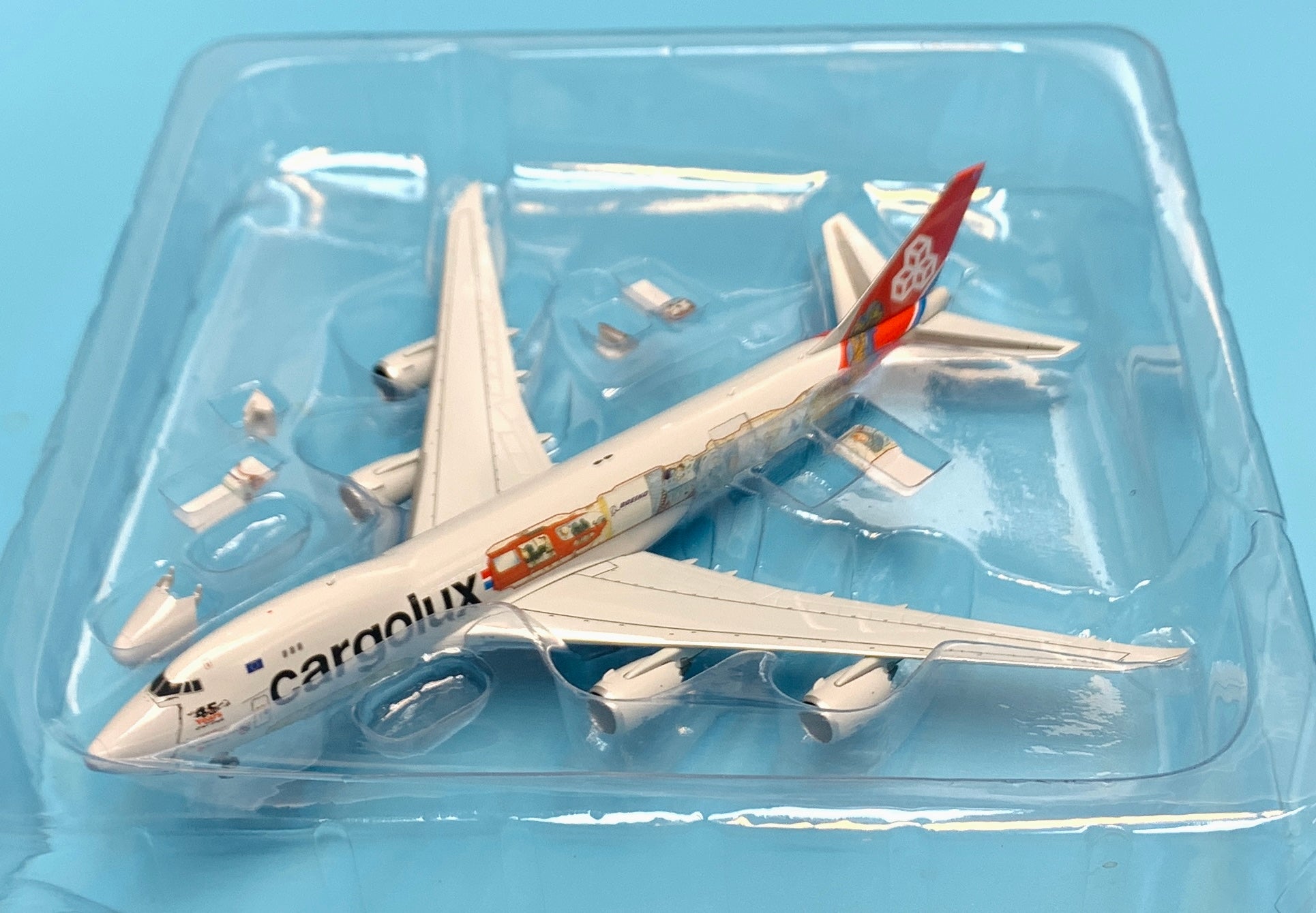 JC Wings 1/400 Cargolux Boeing 747-8F Cutaway Livery JC Wings 1/400 Cargolux Boeing 747-8F Cutaway Livery