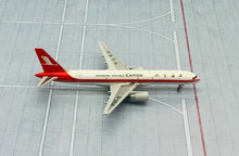 Load image into Gallery viewer, JC Wings 1/400 Shanghai Airlines Cargo Boeing 757-200F B-2808

