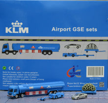 Load image into Gallery viewer, JC Wings 1/200 KLM GSE airport ground vehicle set xx2025
