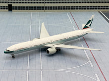 Load image into Gallery viewer, Phoenix 1/400 Cathay Pacific Boeing 777-300ER B-HNR
