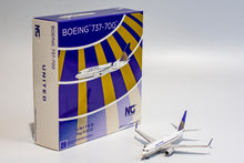 Load image into Gallery viewer, NG models 1/400 United Airlines 737-700 N16732 77001
