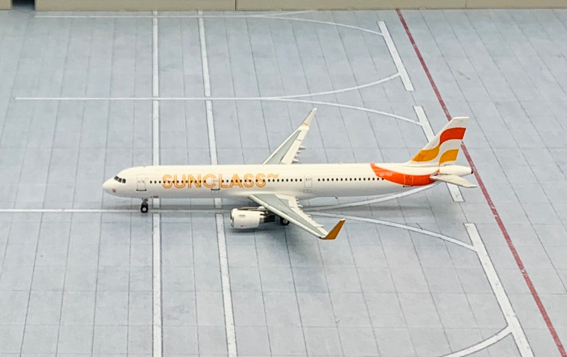 NG models 1/400 Sunclass Airlines Airbus A321-200 OY-TCF