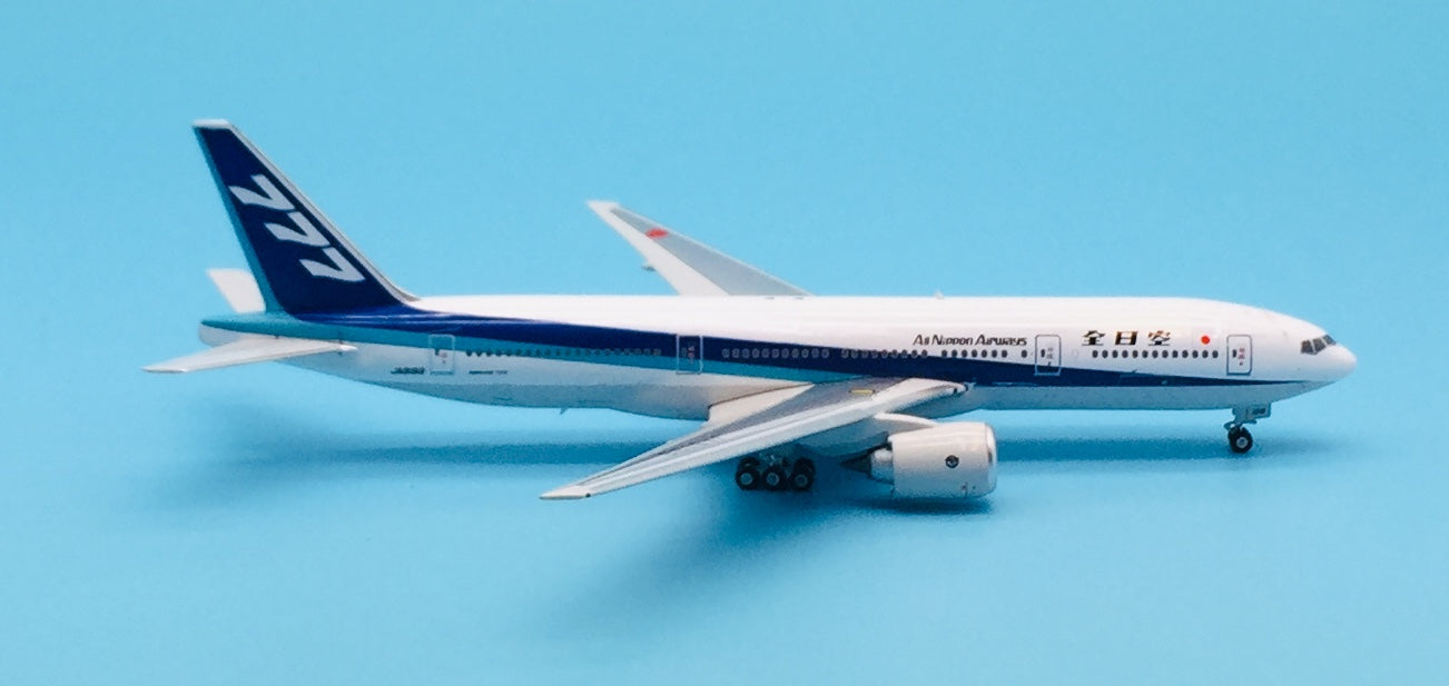 Phoenix 1/400 ANA All Nippon Airways Boeing 777-200 JA8198 – First Class  Collectables