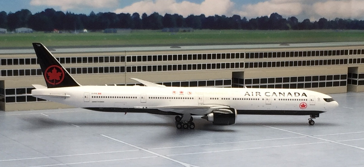 AIR CANADA エアカナダ 777-300ER ph 1:400 1:400 Phoenix Models Air Canada Boeing 777-300ER 