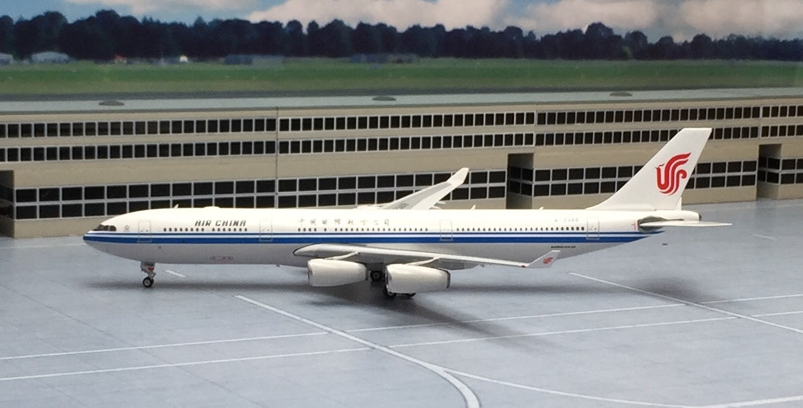 ☆AIR CHINA A340-300 フェニックス1/400 AIR CHINA A340-300 フェニックス1/400 1:400 Aviation400 Air