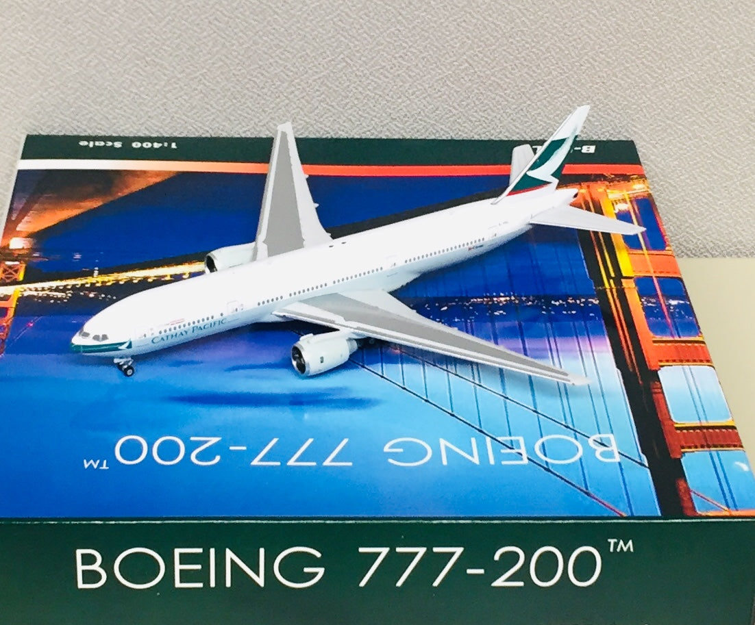 Phoenix 1/400 Cathay Pacific Boeing 777-200 B-HNL – First