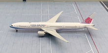 Load image into Gallery viewer, Phoenix 1/400 China Airlines Taiwan Boeing 777-300ER B-18053
