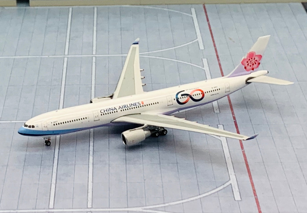 Phoenix Models 1/400 China Airlines Airbus A330-300 B-18317 60th Anniversary