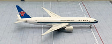 Load image into Gallery viewer, Phoenix Models 1/400 China Southern Cargo Boeing 777-200F B-20EM
