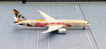 Load image into Gallery viewer, JC Wings 1/400 Etihad Airways 787-9 Choose Japan A6-BLK Flaps Down XX4218A
