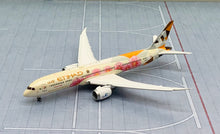 Load image into Gallery viewer, JC Wings 1/400 Etihad Airways 787-9 Choose Japan A6-BLK Flaps Down XX4218A
