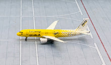Load image into Gallery viewer, Phoenix 1/400 Eurowings Airbus A320 D-ABDU
