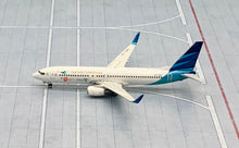 Load image into Gallery viewer, Phoenix 1/400 Garuda Indonesia Boeing 737-800 PK-GMZ
