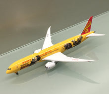 Load image into Gallery viewer, Phoenix 1/400 Hainan Airlines Boeing 787-9 Kung fu Panda B-7302
