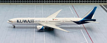 Load image into Gallery viewer, Phoenix 1/400 Kuwait Airways Boeing 777-300ER 9K-AOD
