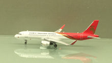 Load image into Gallery viewer, Phoenix 1/400 Shenzhen Airlines Airbus A320 B-8219
