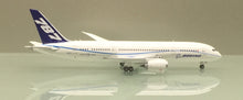 Load image into Gallery viewer, Phoenix 1/400 Boeing 787-8 House Color N7874
