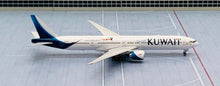 Load image into Gallery viewer, Phoenix 1/400 Kuwait Airways Boeing 777-300ER 9K-AOH
