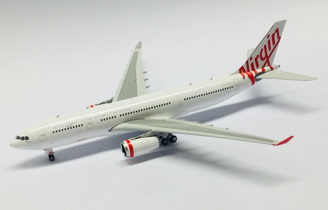 Phoenix 1/400 Virgin Australia Airbus A330-200 VH-XFJ