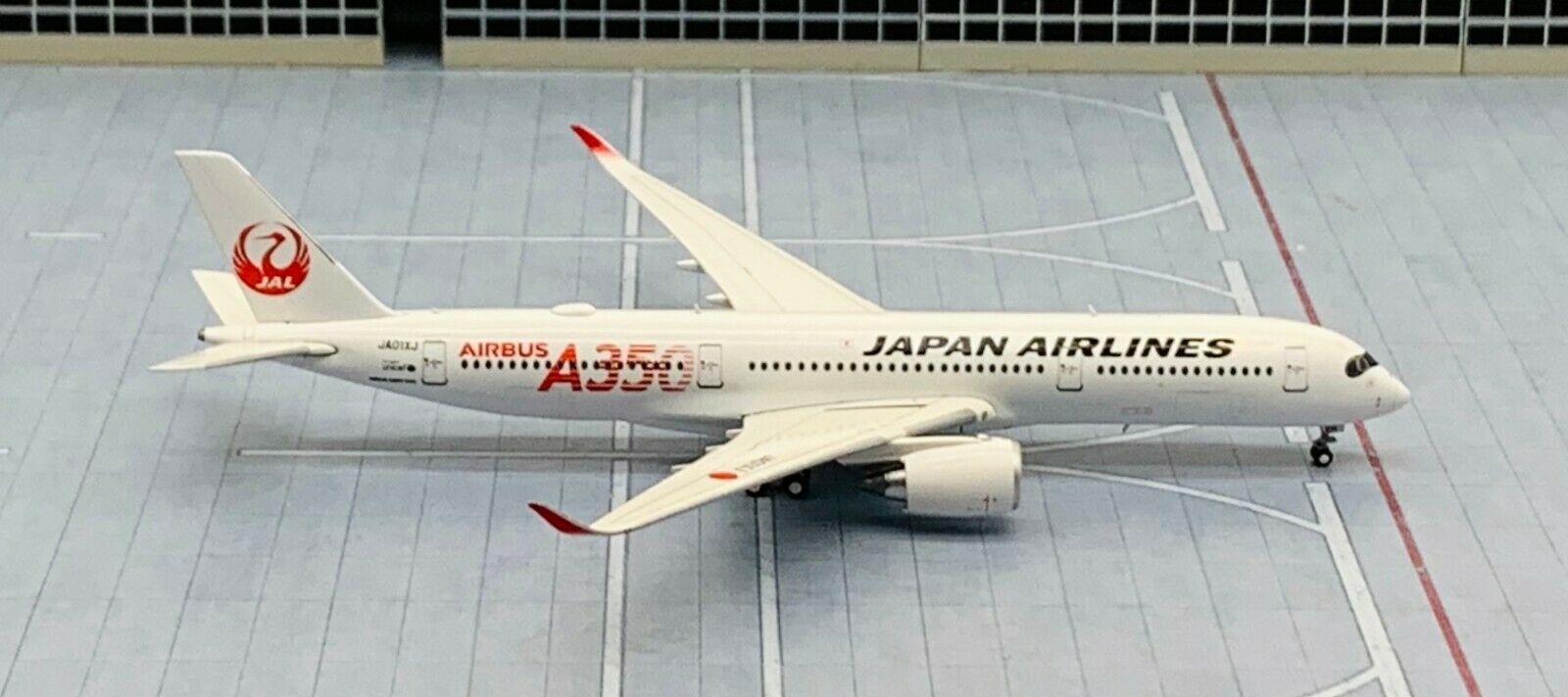 JC Wings 1:400 JAL 日本航空 A350-900 JA12XJ JC Wings 1/400 JAL Japan