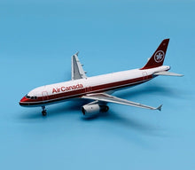 Load image into Gallery viewer, JC Wings 1/200 Air Canada Airbus A320 C-FDRH
