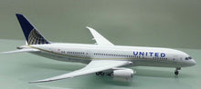 Load image into Gallery viewer, Gemini Jets 1/200 United Airlines Boeing 787-8 N27901
