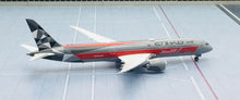 Load image into Gallery viewer, Phoenix 1/400 Etihad Airways Boeing 787-9 Formula One A6-BLV
