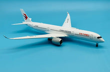 Load image into Gallery viewer, JC Wings 1/200 China Eastern Airbus A350-900 XWB B-304D flaps down

