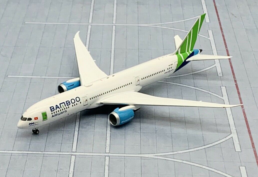 NG model 1/400 Bamboo Airways Vietnam Boeing 787-9 VN-A818