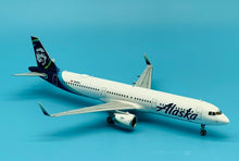Load image into Gallery viewer, Gemini Jets 1/200 Alaska Airlines Airbus A321 neo N928VA
