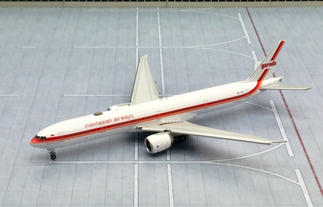 JC Wings 1/400 Garuda Indonesia Boeing 777-300ER Retro PK-GIK Flaps Down
