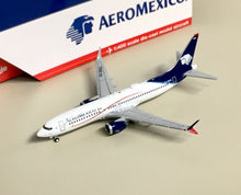 Load image into Gallery viewer, Gemini Jets 1/400 Aeromexico Boeing 737 Max-8 XA-MAG
