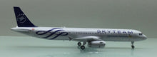 Load image into Gallery viewer, JC Wings 1/200 Vietnam Airlines Airbus A321 skyteam VN-A327
