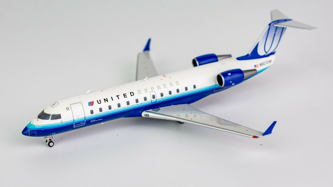 NG models 1/200 United Express Bombardier CRJ-200LR N923SW 52021