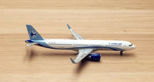 Load image into Gallery viewer, Gemini Jets 1/400 Interjet Airbus A321 sharklets XA-GEO
