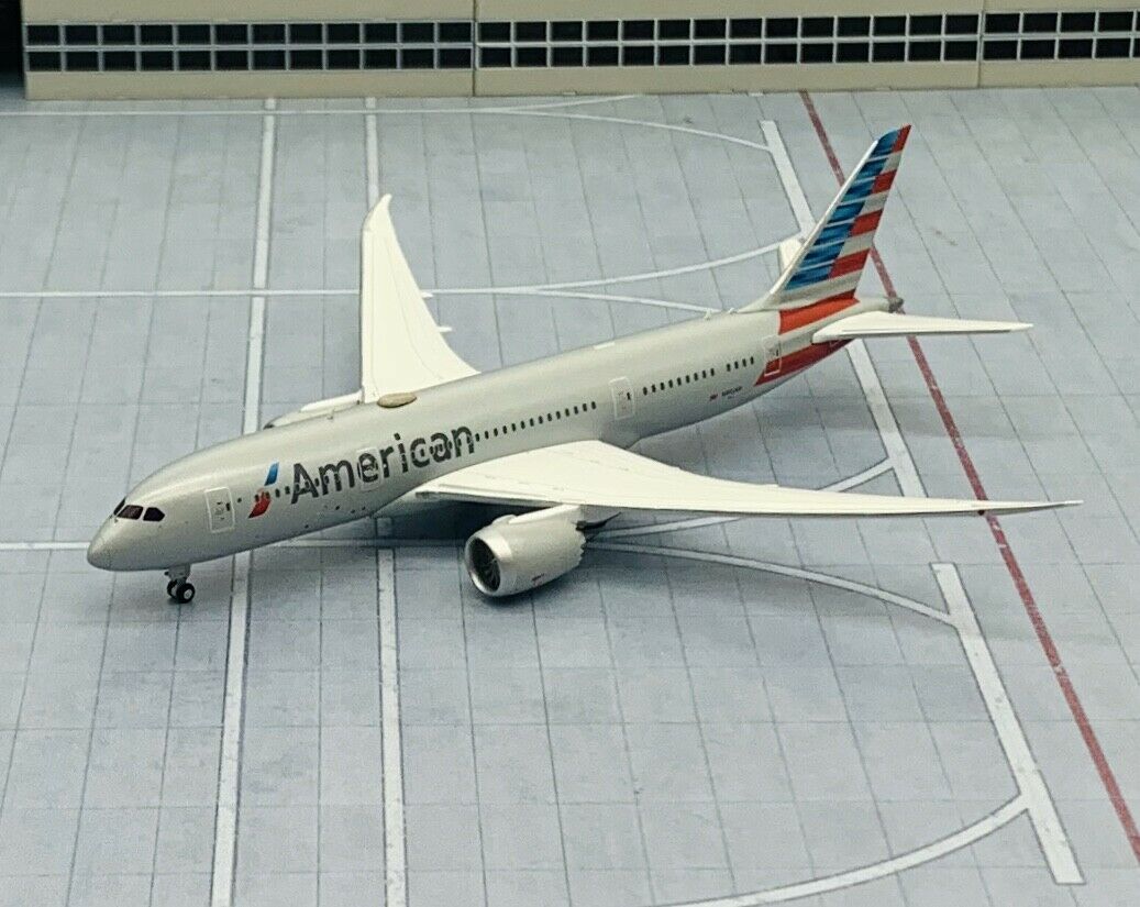 Gemini Jets 1/400 American Airlines Boeing 787-8 N802AN